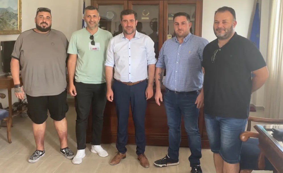 Συνάντηση Αντιπεριφερειάρχη Λασιθίου με την νέα διοίκηση του Σωματείου Καφεστίασης Ιεράπετρας