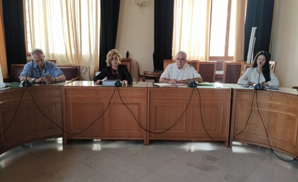 Ενημερωτική συνάντηση για το κτηματολόγιο πραγματοποιήθηκε στη Λότζια