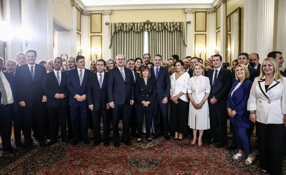 Ορκίστηκε η νέα κυβέρνηση