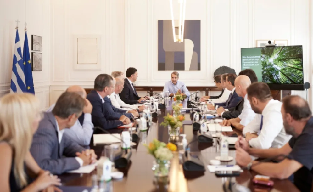 Λήψη άμεσων μέτρων στον Έβρο και την Πάρνηθα