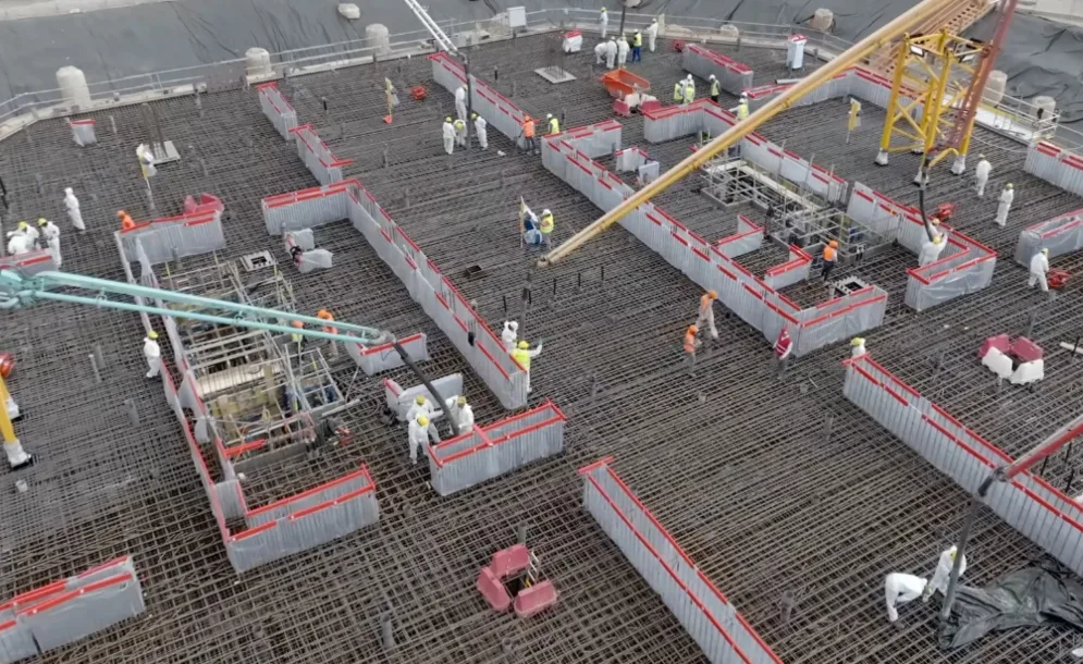 Η εντυπωσιακή θεμελίωση του υψηλότερου οικιστικού πύργου της Μεσογείου