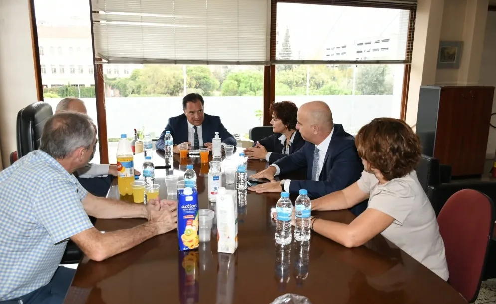 Σε δύο υποκαταστήματα του e-ΕΦΚΑ στη Θεσσαλονίκη ο  Άδωνις Γεωργιάδης