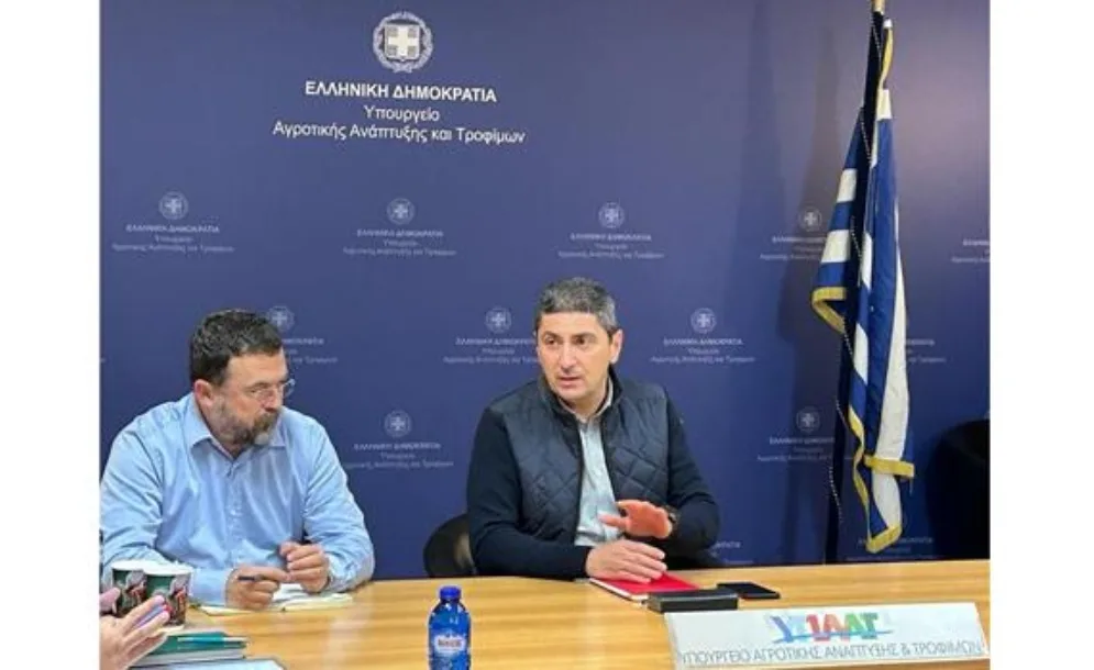 Θεσσαλία: Σύσκεψη Αυγενάκη με εκπρόσωπους των παραγωγών