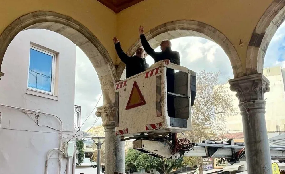 Αυτοψία στα έργα αποκατάστασης της εισόδου της Βασιλικής του Αγίου Μάρκου