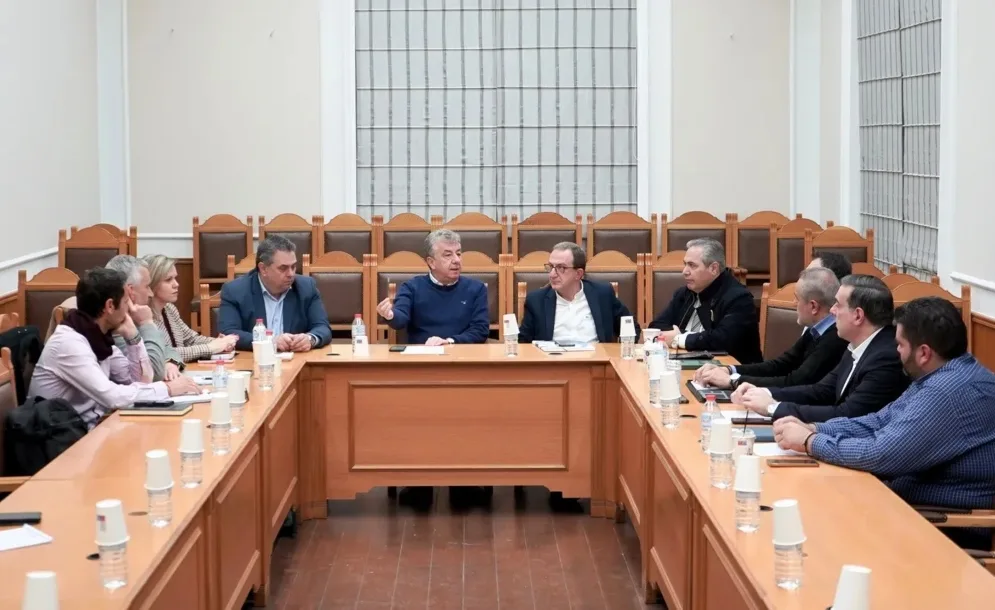 Αρναουτάκης: Συνάντηση εργασίας με τους θεματικούς Αντιπεριφερειάρχες