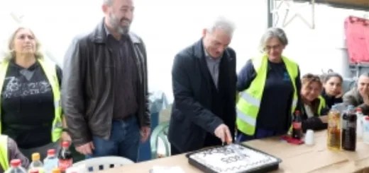 Στην κοπή της πίτας των εργαζομένων οδοκαθαρισμού ο Δήμαρχος Ηρακλείου