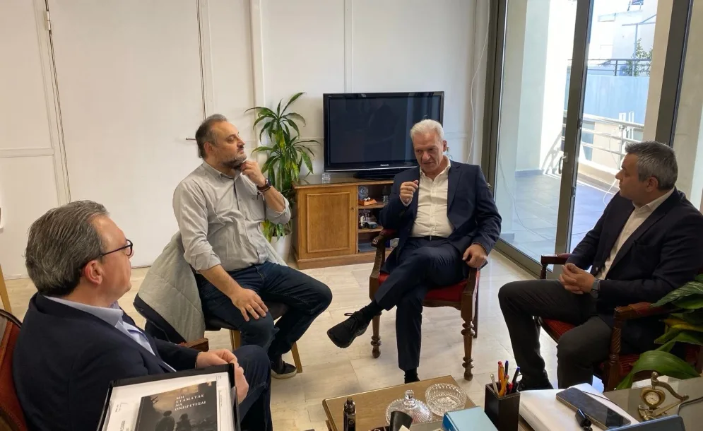 Συνάντηση Καλοκαιρινού με τον Πρόεδρο της Κοινοβουλευτικής Ομάδας ΣΥΡΙΖΑ