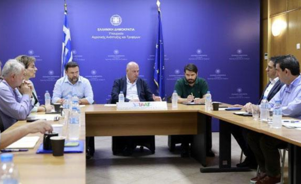 Συνάντηση του υπουργού με αντιπροσωπεία της Εθνικής Ένωσης Αγροτικών Συνεταιρισμών