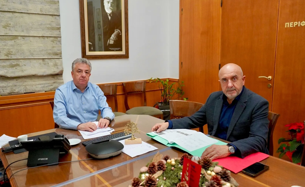 Συνάντηση Περιφερειάρχη Κρήτης με τον Δήμαρχο Σφακίων